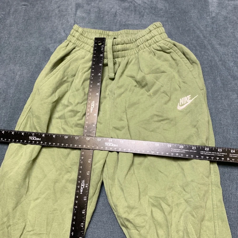 Nike Sweatpants Womens Medium Green Fleece Lined Gym Training Drawstring Waist